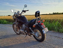 Motocicleta Yamaha Virago 1100