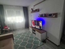 Inchiriez apartament cu 2 camere