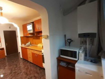 Închiriez apartament 2 camere cu centrala și parcare/Strada Panselelor