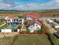 Vilă elegantă în Sânmartin – mobilată, lângă Bă...