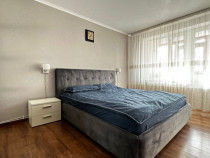 3 camere, zona Lacul Tei