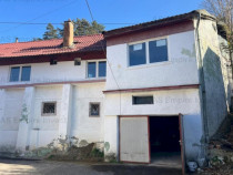 Casa singur in curte - zona Schei (ID: 15941)