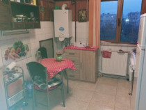 Faleza Nord, Unirii, 3 camere, decomandat, gaze