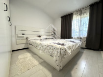 Apartament cu 3 camere, decomandat, centrala proprie, zon...