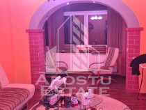 Apartament cu 3 camere, centrala proprie, zona Balcescu