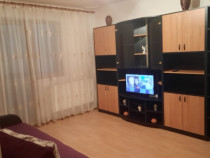 Inchiriez apartament 3 camere Vasile Aaron, str. Negoveanu