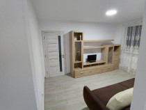 Închiriez apartament