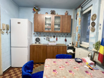 APARTAMENT DE 3 CAMERE, 65 MP UTILI, PIAȚA MINIȘ