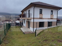 Casa tip duplex, 4 camere, 119 mp, zona-Chinteni