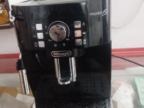 Expresor DeLonghi