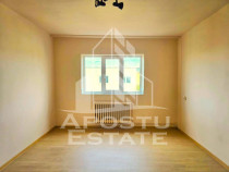 Apartament cu 2 camere, in Micalaca, Arad.