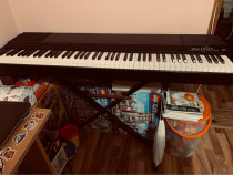 Yamaha PF 85 electric piano