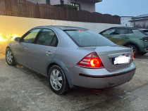 Vând Ford Mondeo 2.0 tdci 6+1 2006 în stare perfectă