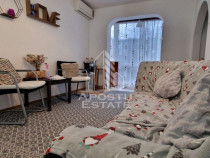 Apartament cu 3 camere , centrala proprie , AC , Sagului