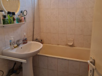 Vand apartament 2 camere