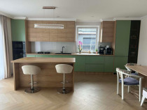 Casa individuala 195mp+2000mp teren, zona Volovat, Radauti