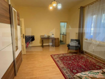 Apartament de vanzare, 2 camere, zona Dacia