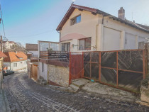 PODUL LUI GRID 13 | CASA 4 CAMERE CU DOUA BAI SI PRIVELIS...