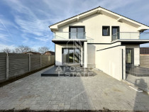 Jumatate de duplex cu 4 camere, teren 325 mp, Becicherecu...