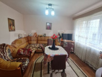 Apartament decomandat, cu 3 camere, boxa, zona Big-Manastur