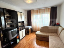 Apartament de vanzare, cu 2 camere, 52 mp, decomandat, zona