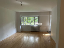 Garsoniera spatioasa - Ion Mihalache