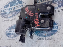 Broasca hayon Renault Captur 2014