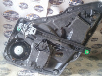 Macara geam dreapta fata Volkswagen Passat CC 2013