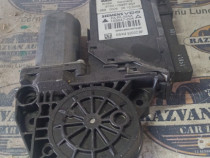 Motoras macara dreapta fata Seat Exeo 2009