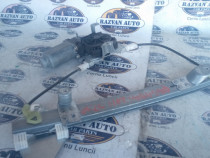 Macara geam stanga spate Nissan Qashqai 2011