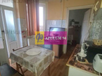 Apartament cu 3 camere de vânzare în Câmpina