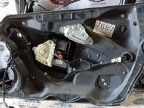 Macara geam dreapta fata Volkswagen Passat B6 2006