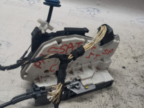 Broasca stanga spate Volkswagen Passat CC 2011