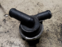 Pompa recirculare apa Audi A4 B8 2.0 2011