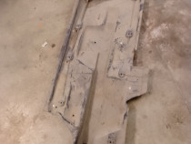 Scut lateral dreapta Volkswagen Polo 1.6 Motorina 2010