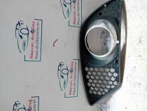 Grila proiector stanga Mercedes C-Class W204 2010