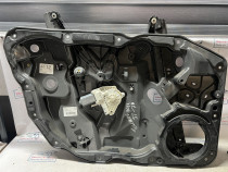 Macara geam stanga fata Volkswagen Touareg 2012