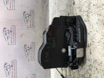 Broasca stanga spate BMW Seria 1 F20 2012