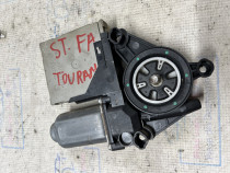 Motoras macara stanga fata Volkswagen Touran 2003