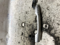 Maner exterior dreapta fata Renault Megane 3 2010