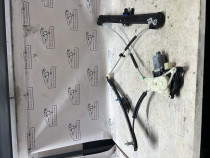 Macara geam dreapta fata Audi A3 8V Berlina 2016