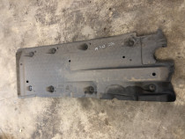 Scut lateral dreapta Skoda Yeti 2014