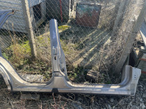 Prag dreapta tabla Nissan Qashqai 2008