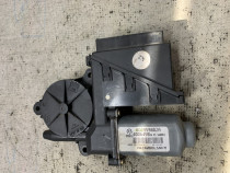 Motoras macara stanga fata Volkswagen Polo 1.2 Benzina 2001