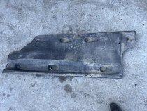 Scut lateral stanga Volkswagen Sharan 2.0 Motorina 2012