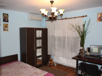 Apartament 3 camere deosebit, 1 Decembrie, Ilfov, central