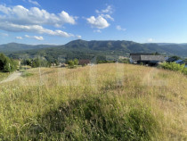 Teren de vânzare – 1251 mp în Colibița, cu panoramă su