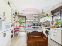 Casa pasiva autonoma Peris Cocioc 380 mp utili P+M teren ...