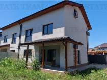 Vila individuala cuplata 5 camere, P 1 M, incalzire in pardo