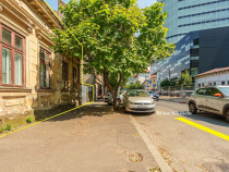 Piata Victoriei Mihalache stradal Corp Casa monument curt...